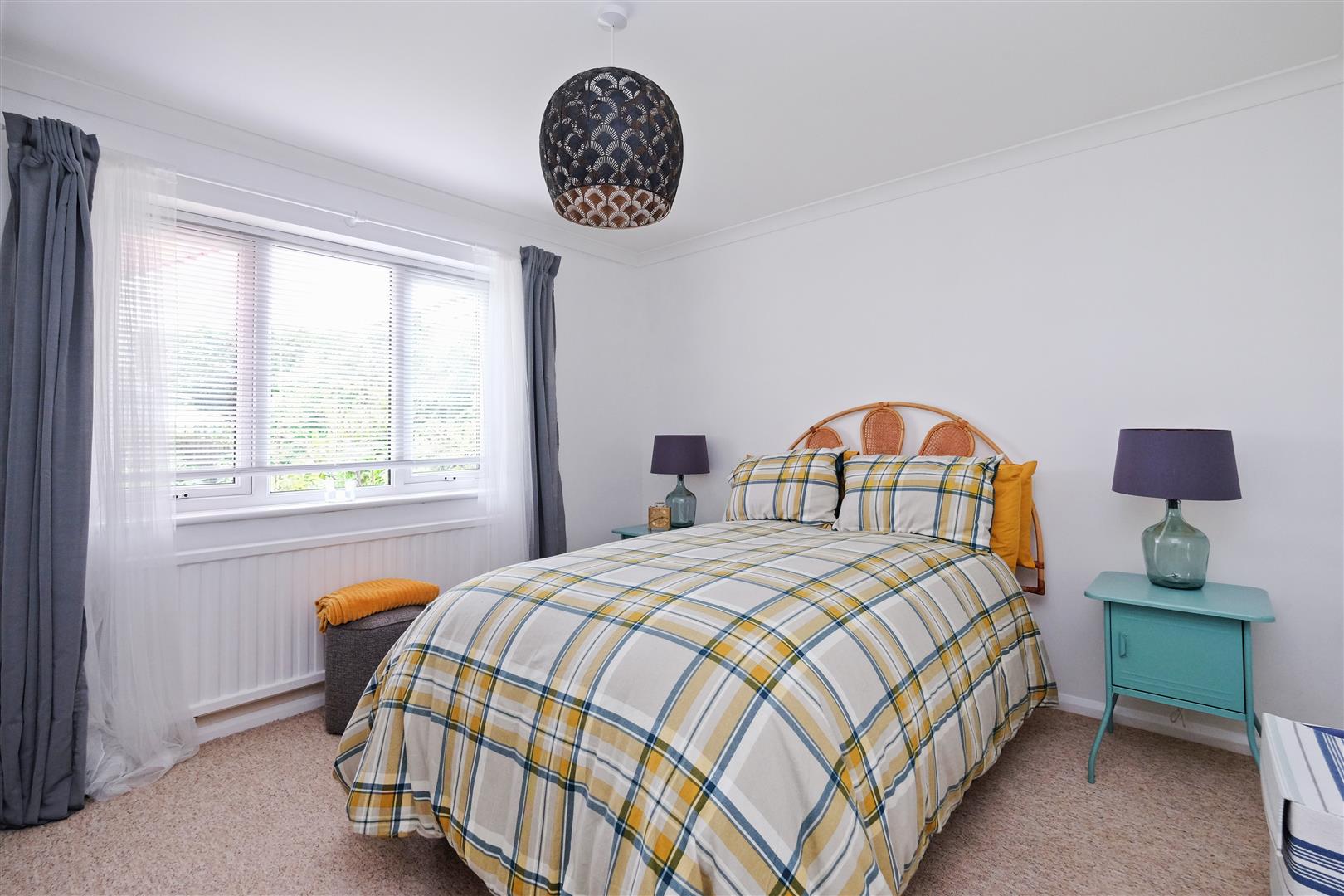 2 Bed, 1 Bath Property For Sale in Genesta Avenue, CT5 4DQ